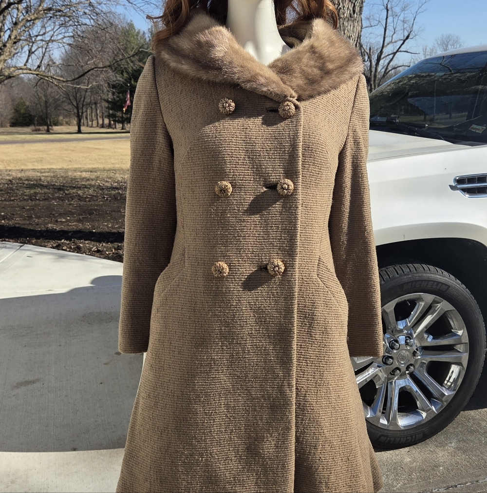 Vintage Forstmann 1960's Brown Coat Wih Real Fur Collar